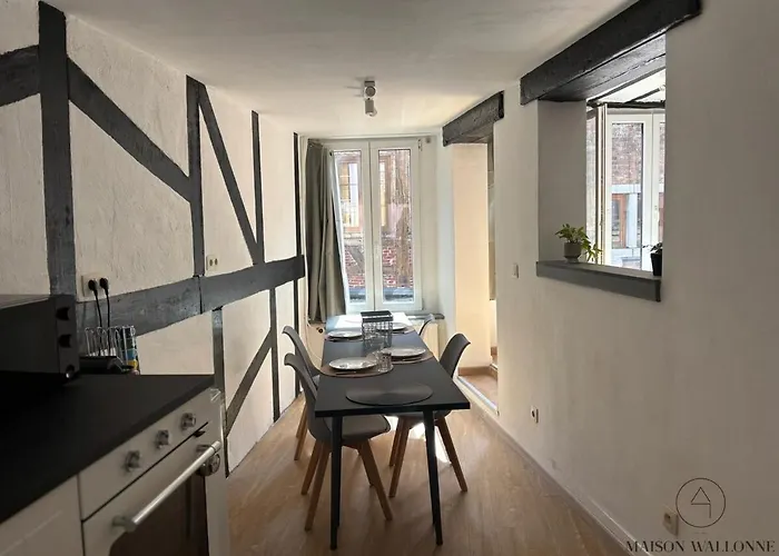 Petite Maison Typique En Outremeuse - 2 A 4 Personnes